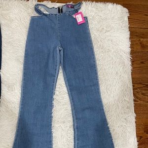 Size small wide leg women’s jeans from edikted